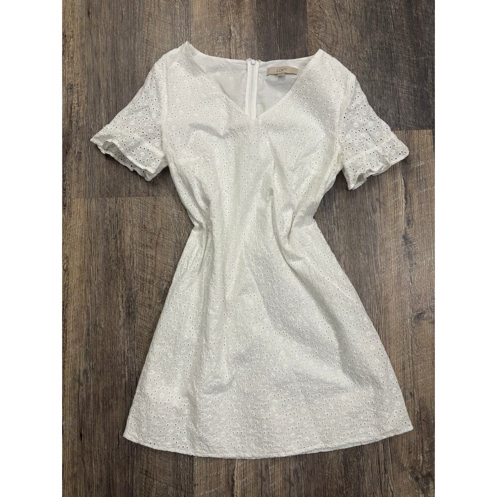 LOFT White Eyelet Lace V-Neck Ruffle Sleeve Shift Mini Dress Size 8